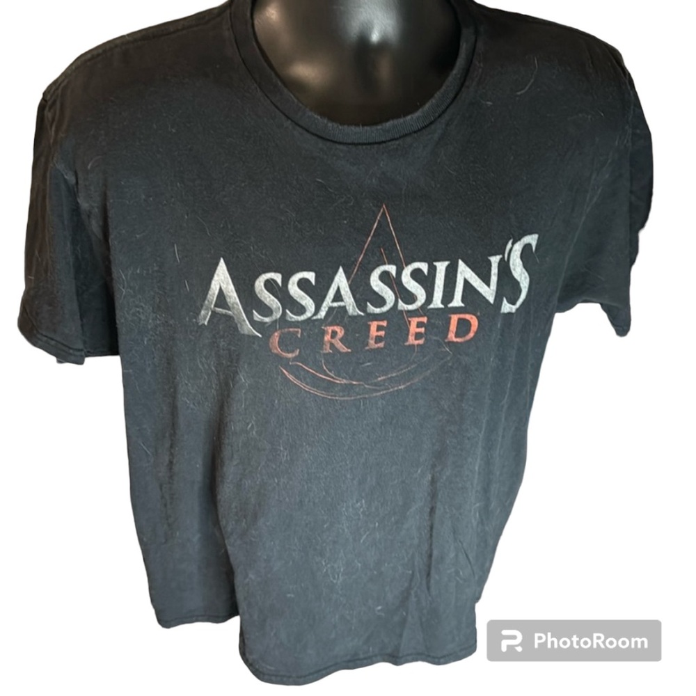 Assassins Creed novelty T shirt 100% cotton in EUC